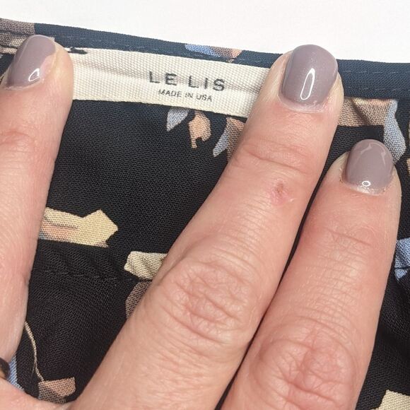 Le Lis Black Patterned Blouse - Picture 7 of 10